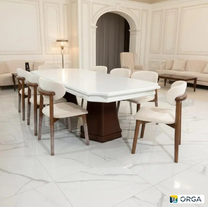 Диван два кресла 6 подушек, длина 2.40 м, ширина 1 м, высота 90 см, цена 85,000₽