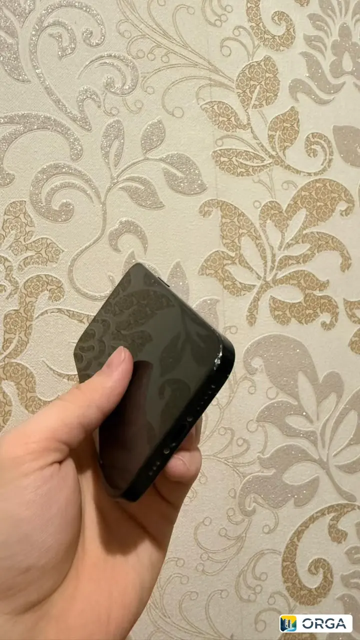 iPhone 15, 128 Гб, 83% АКБ, царапины на корпусе, без ремонта