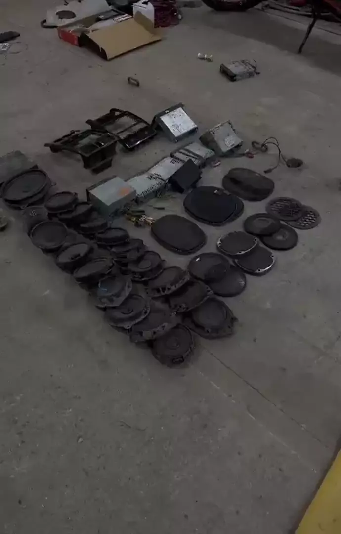 Автомобильные колонки, магнитолы, усилитель