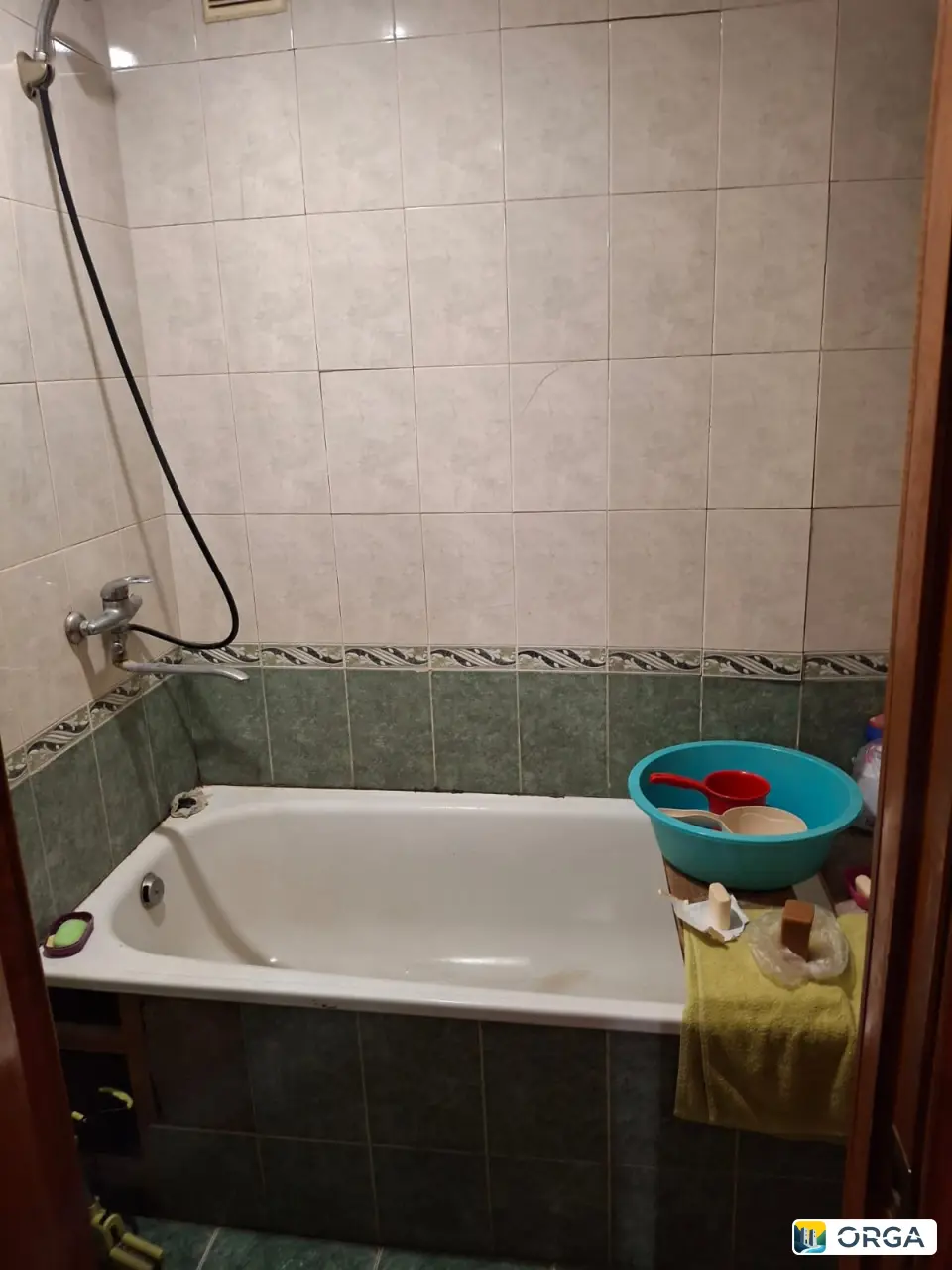 2-к. квартира, 8/8 эт.