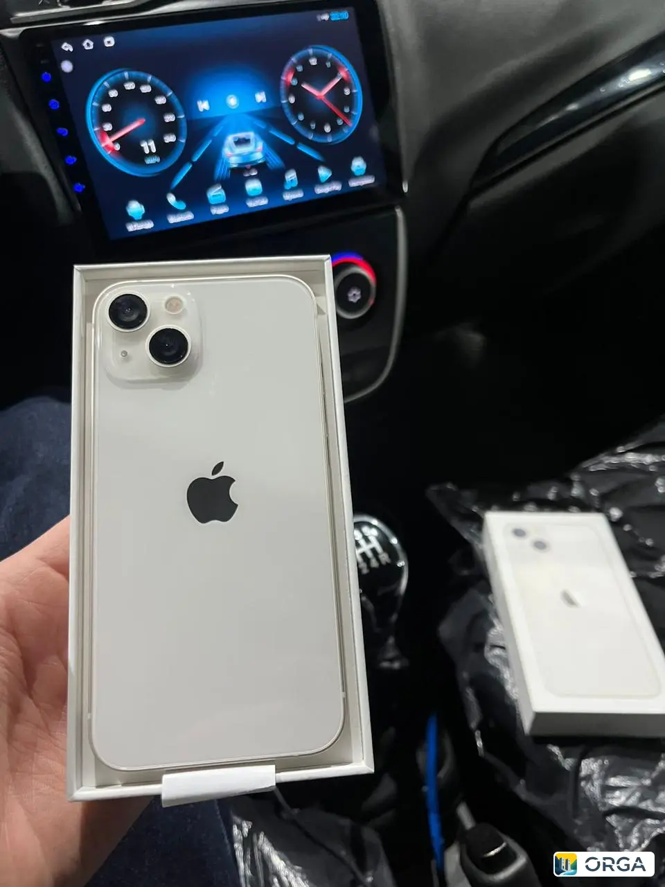 Айфон 13 256 Гб, аккумулятор 86%, без ремонта, в комплекте коробка