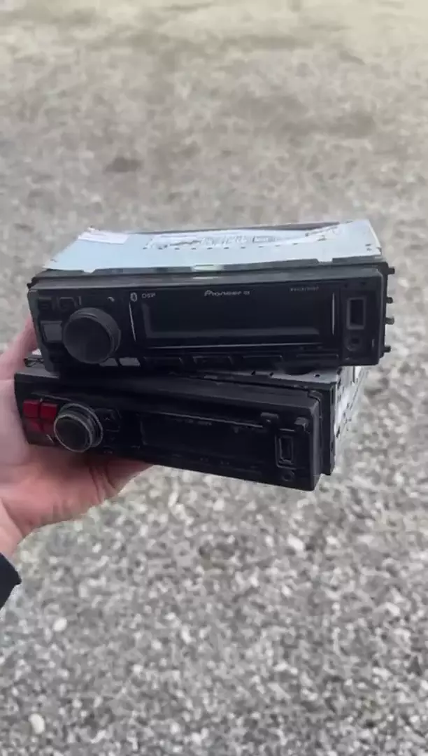 Автомагнитола 6-канальная двухканальная