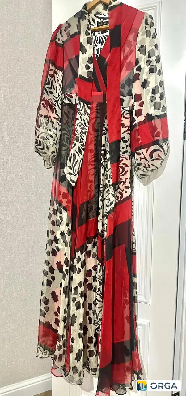 Платье в идеальном состоянии