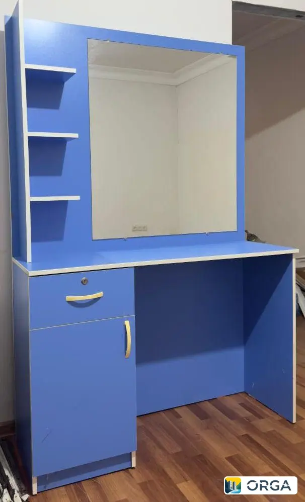 Стол для салонов