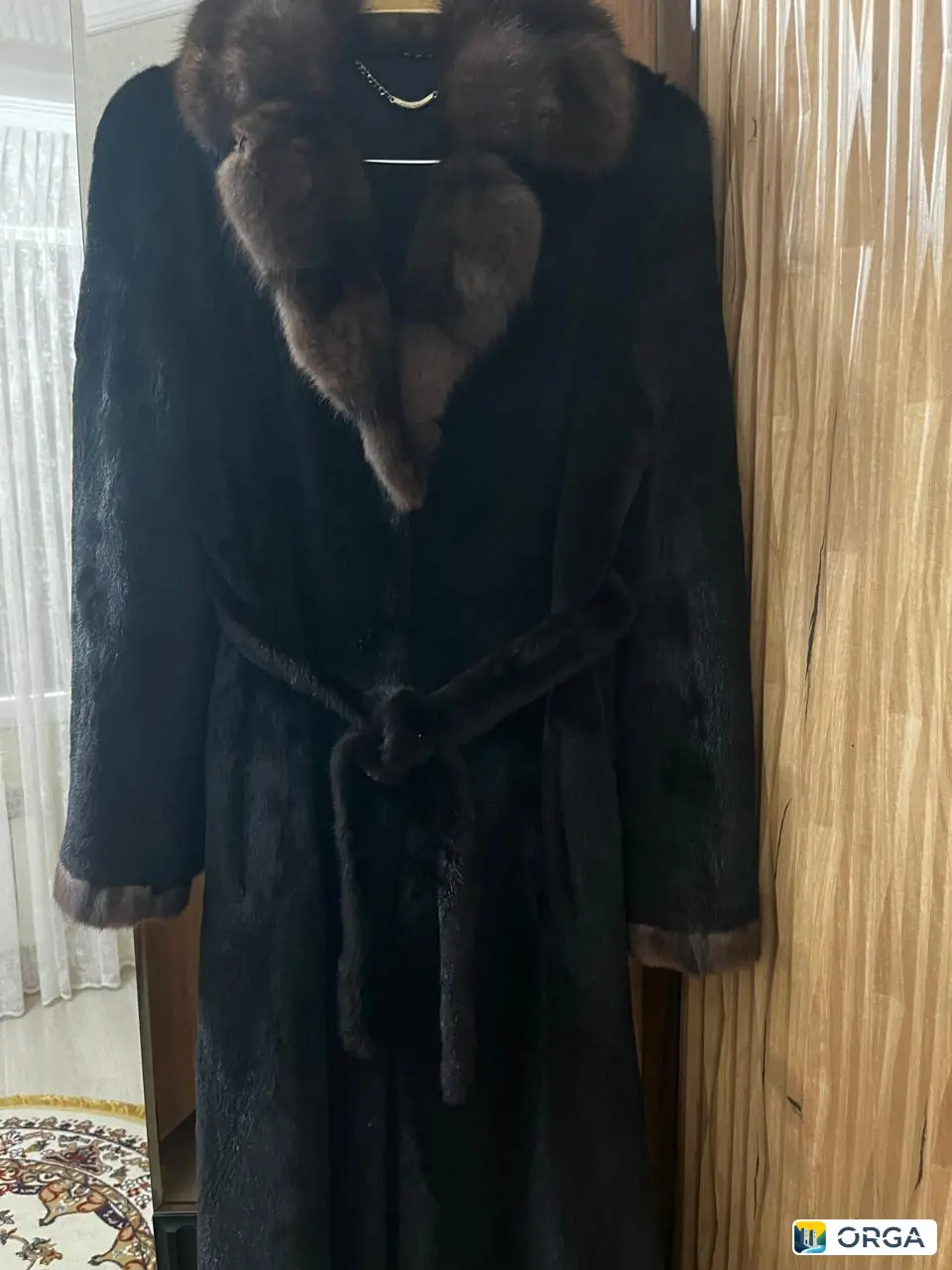 Полустриженная черная норковая шуба