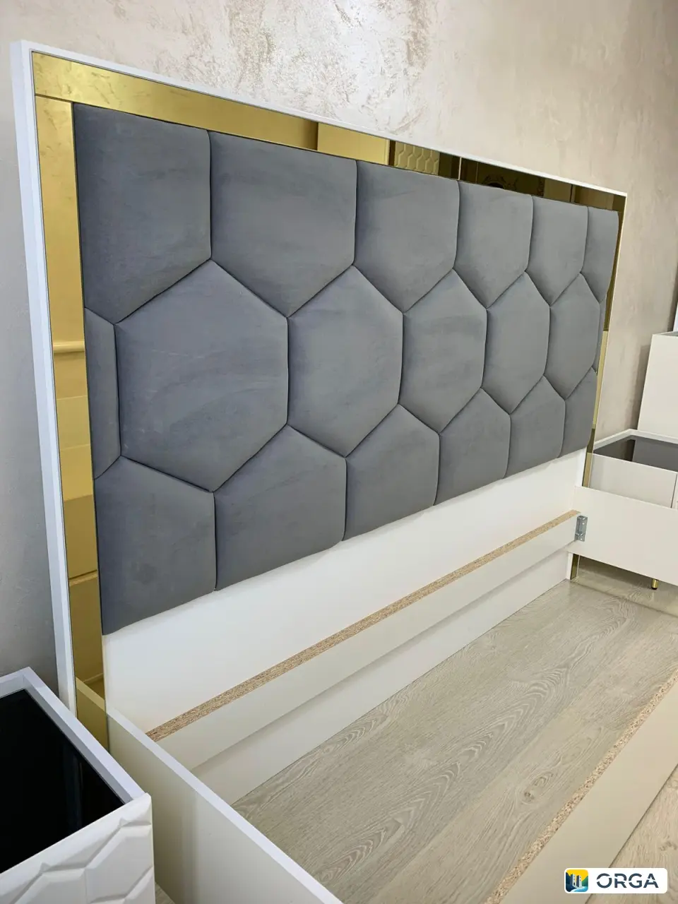 Спальня «Сильвия» от фабрики «Альфа»: