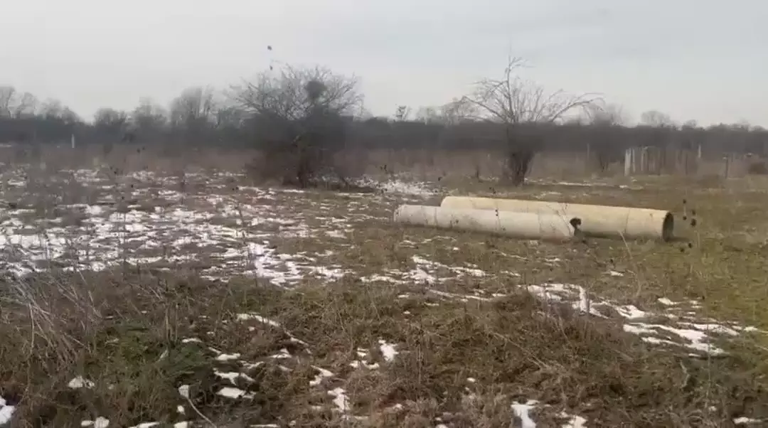 Продаётся земельный участок 8 соток в с.Беркат-Юрт, все коммуникации, документы