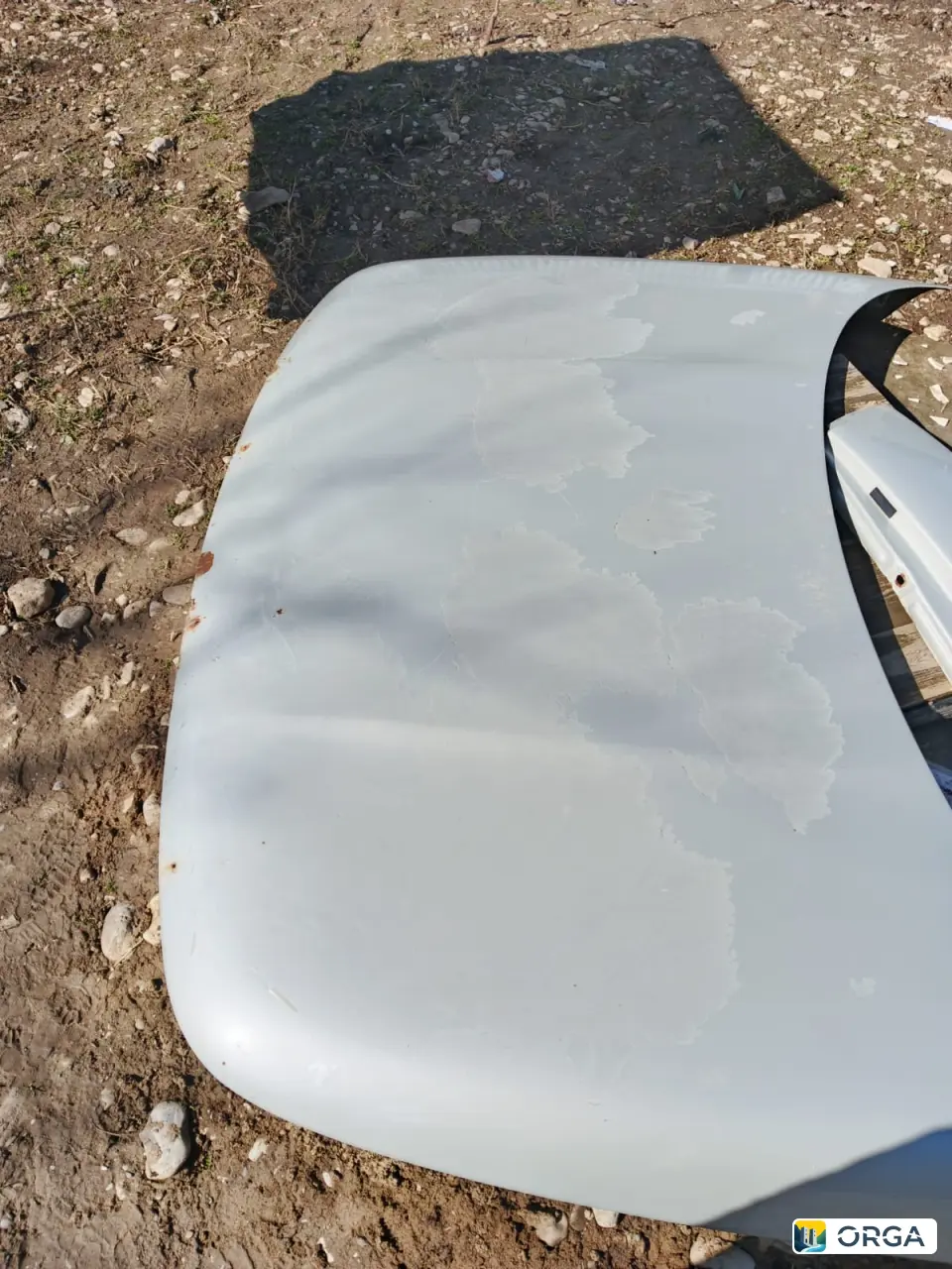 Капот на Lada 2110