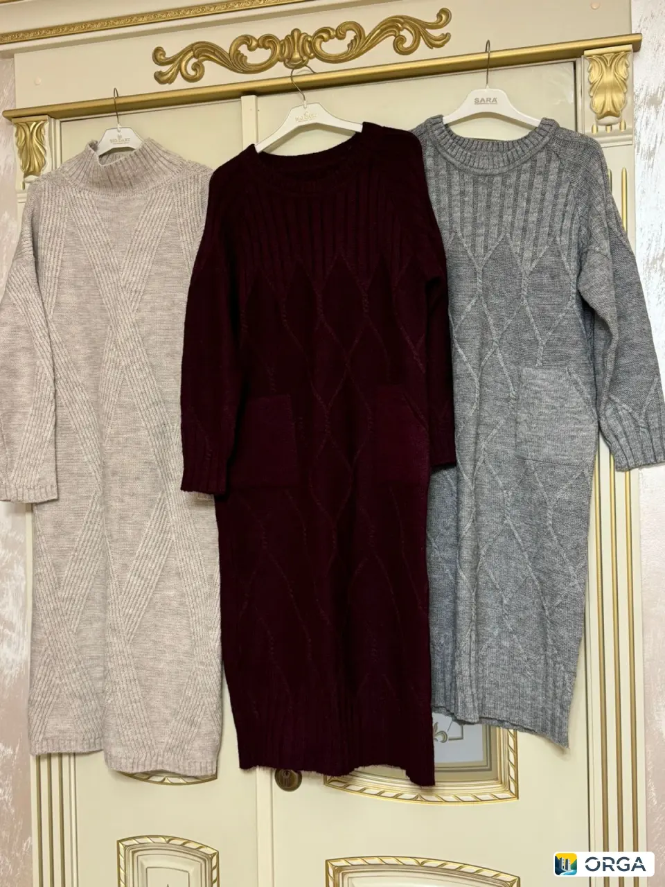 Платья по 700 рублей, отличное состояние