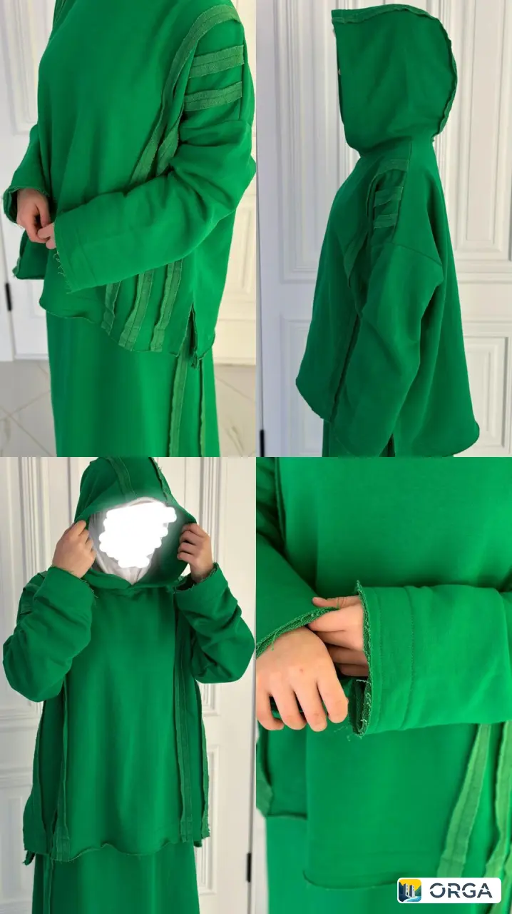 Женский костюм