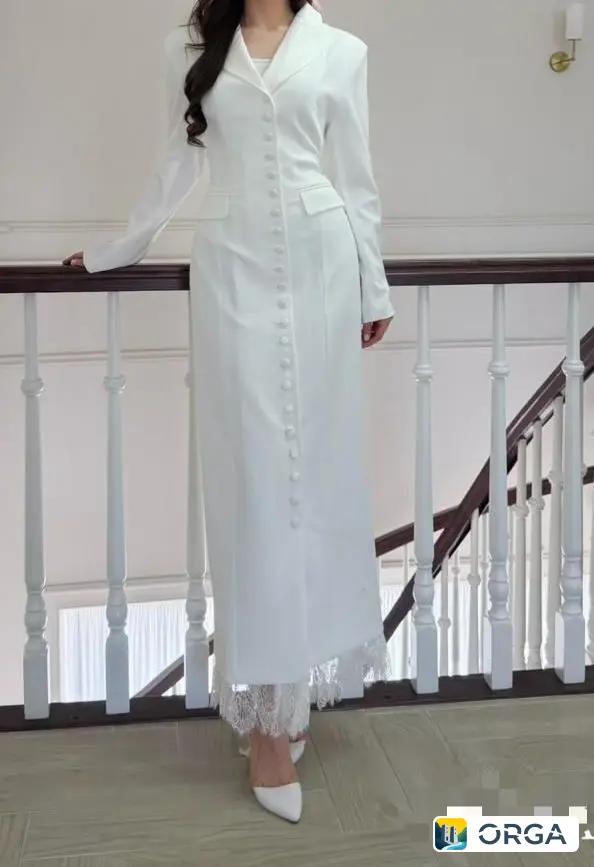 Продаю платье новое, размер М (44)