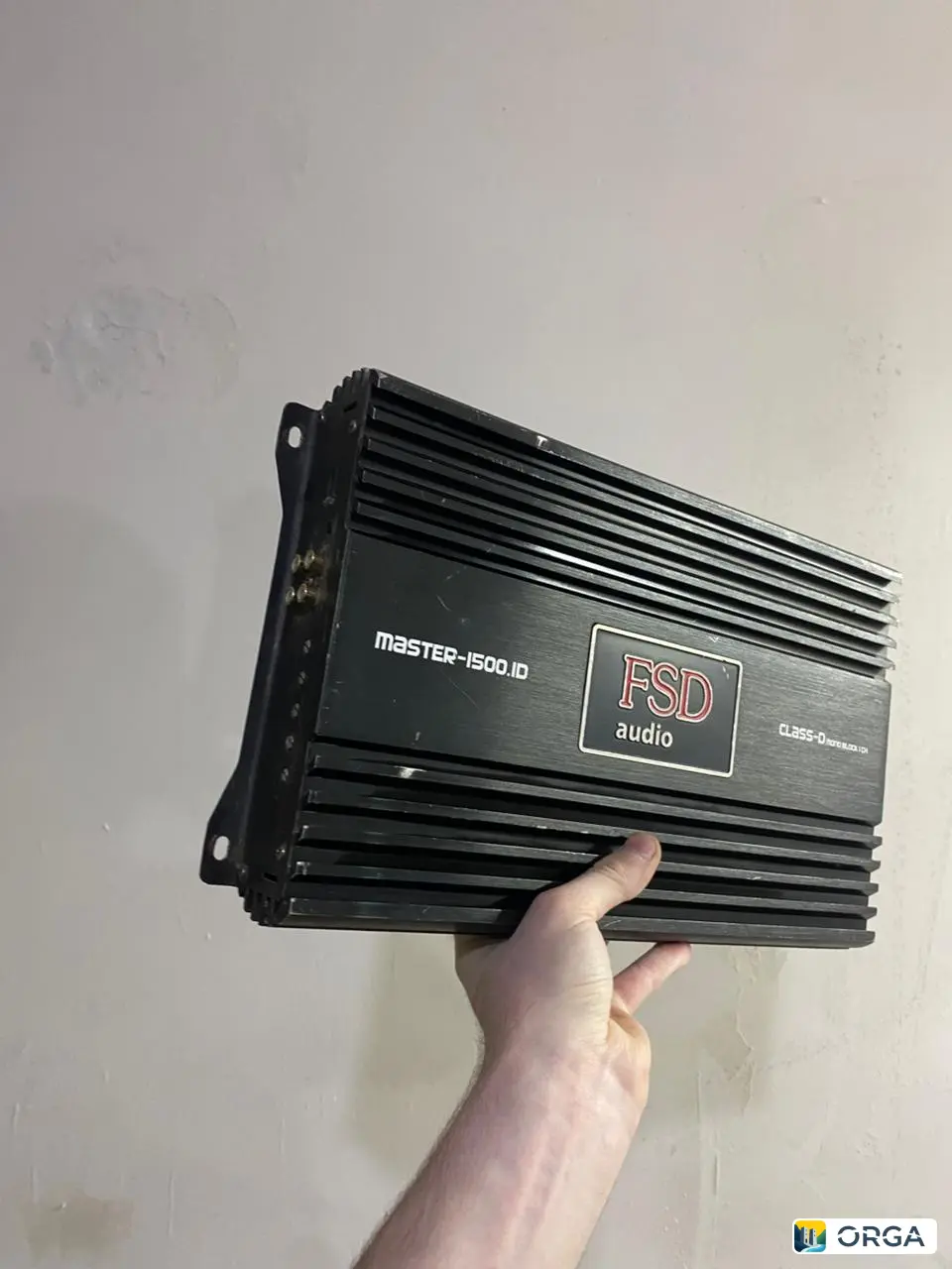 Автомобильный аудио усилитель 1500