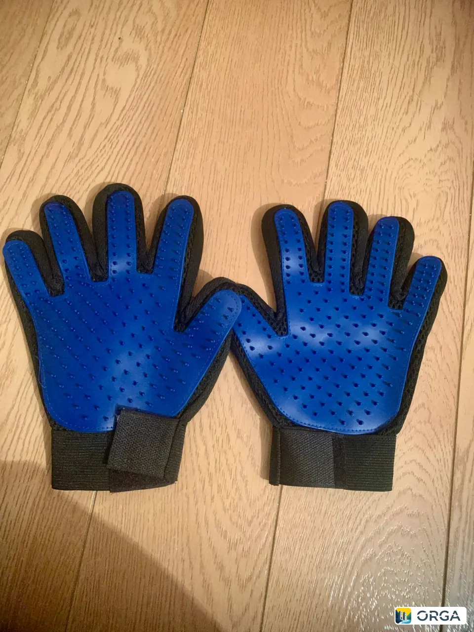 Перчатки для чистки лошади