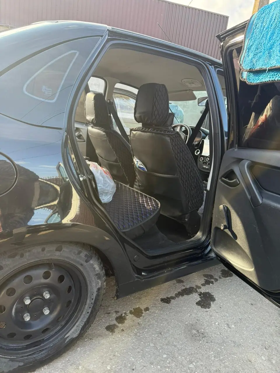 LADA (ВАЗ), Granta, 2014 г, 250 км