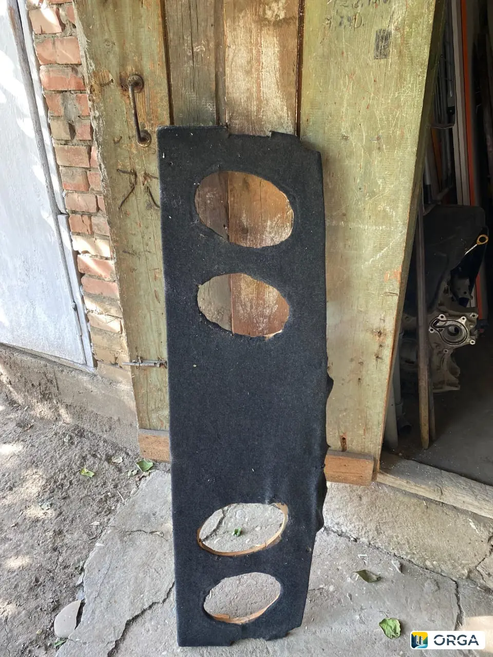 Акустика сабуферы на Приору: кикс 1200 вальт, мачетта 2400 вальт, усилители, сабвуферы