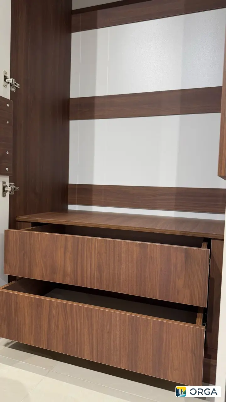 Спальня «Катрин» 6дв, гарнитур в стиле минимализм, цвет сатин, фасады с зеркальными вставками