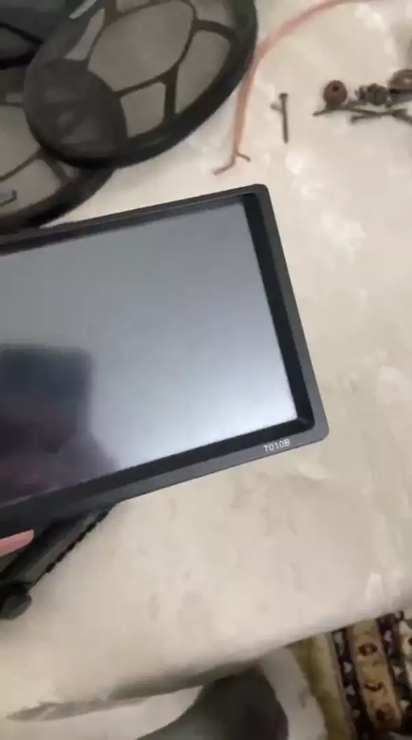 Автомобильная магнитола с 4х канальным магнитофоно